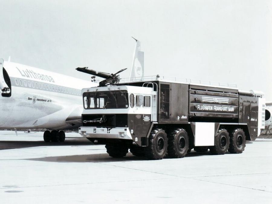  FAUN LF1410/52V 8x8 Schaumtanker by Metz 1970 года  (фото 2 из 2)